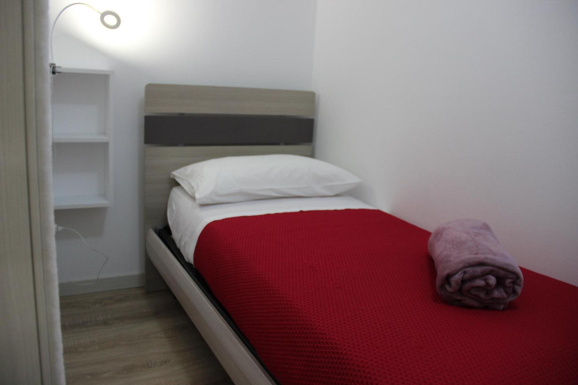 Apartment Lagoon View Deluxe Flat + Pool&parking *